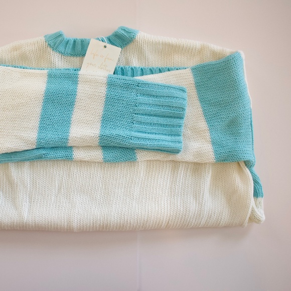 Show Me Your Mumu Ski in Sweater Blue/White Ski Sweater NWT - Picture 8 of 12